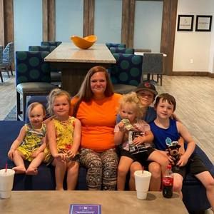 Meet your Posher, Wendy